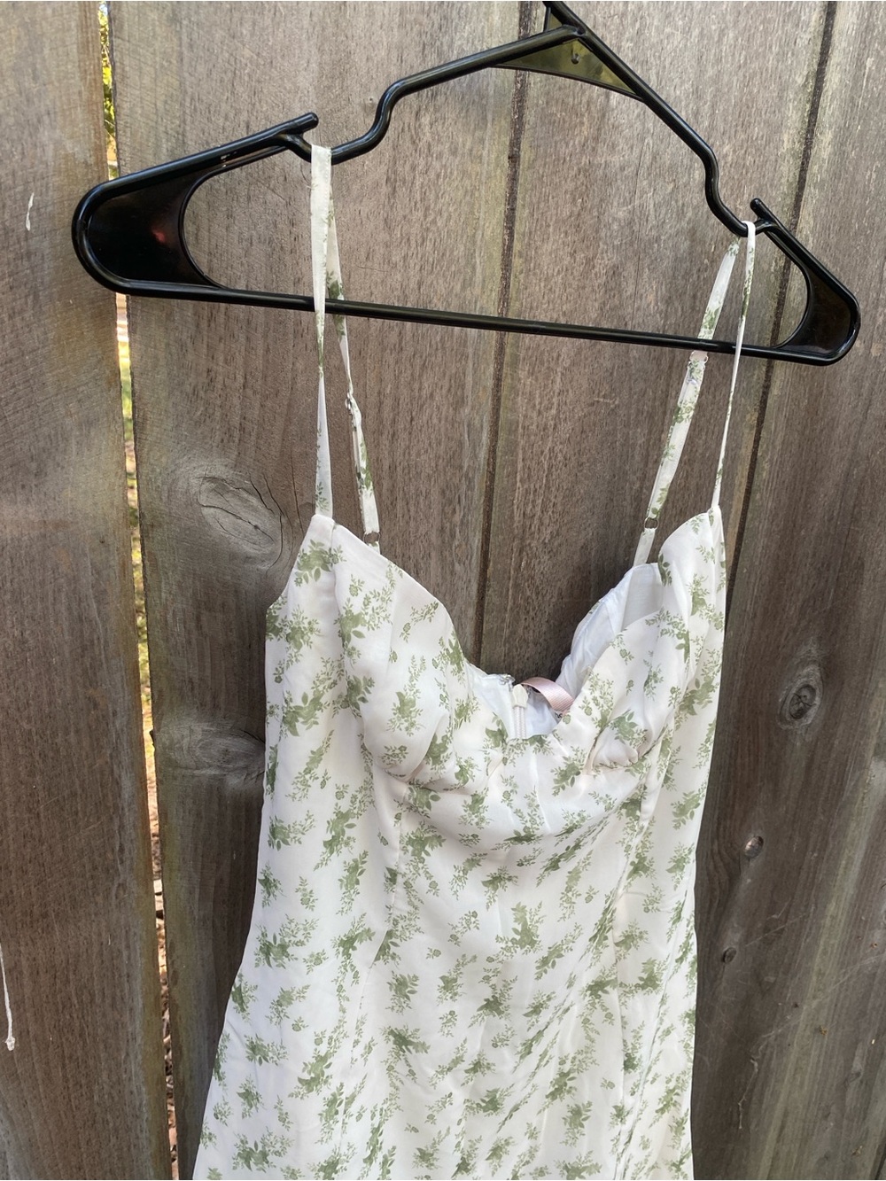 House of CB Christiana Garden Print Mini Dress Medium NWT Floral - Picture 4 of 8